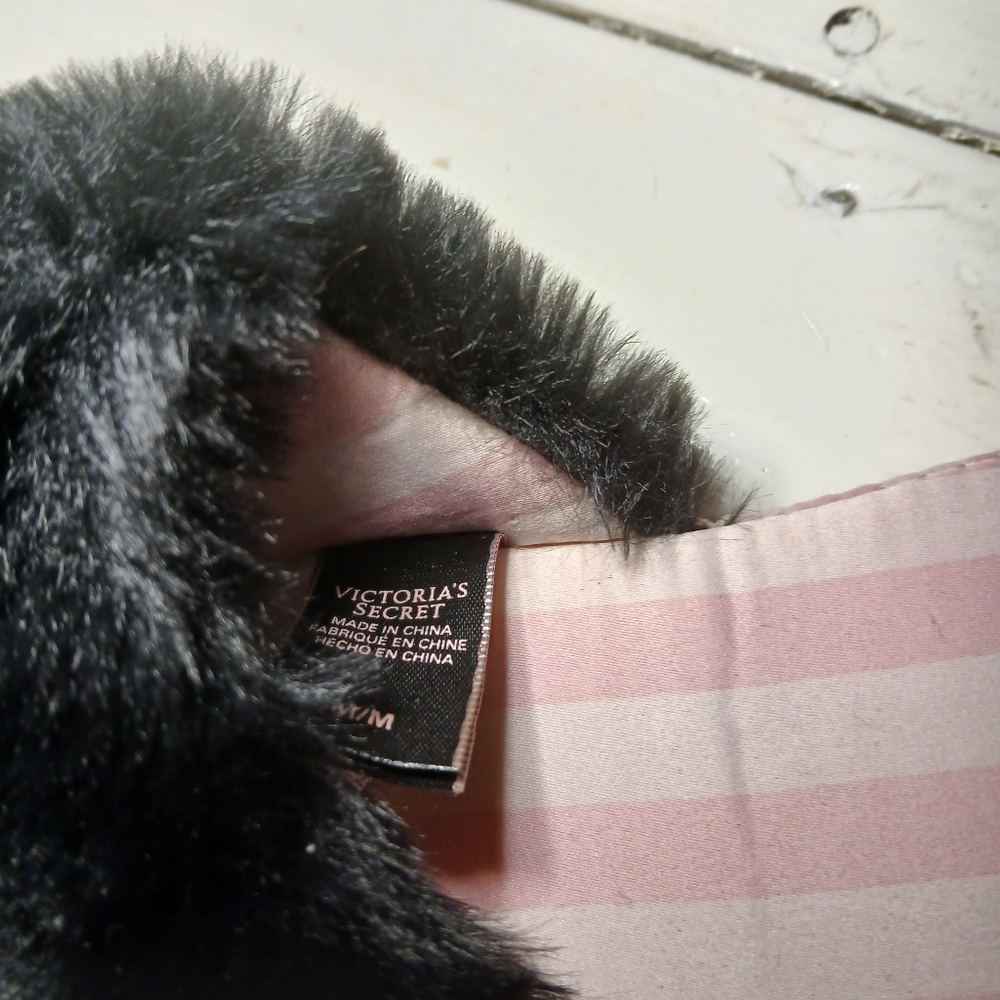 Victoria's Secret Pink & White Striped Satin Fur Trimmed Slippers Size Medium - Picture 5 of 6